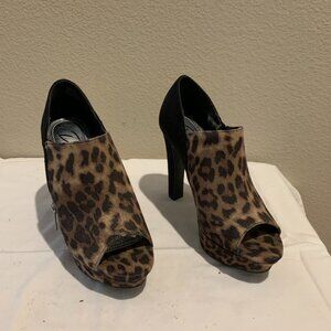 Diba London Leopard  Black suede high heels size 6